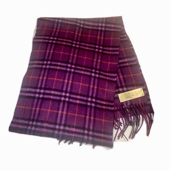 Burberry Cashmere Checked Scarf - Picture 3 of 6